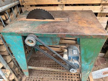 Circolare per taglio legna