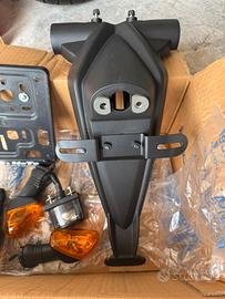 Porta targa + frecce originali Z750