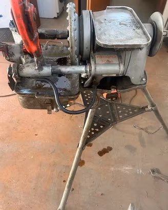 Filiera RIGID 300A con lubrificazione automatica