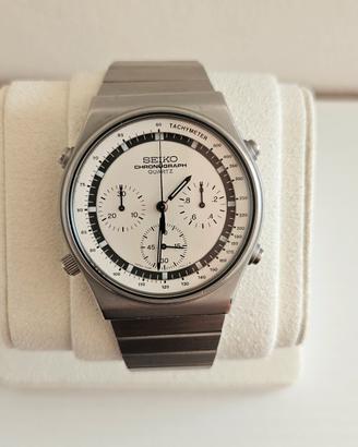 Seiko 7a28 7010 Quartz Chronograph