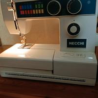 macchina per cucire Necchi professionale