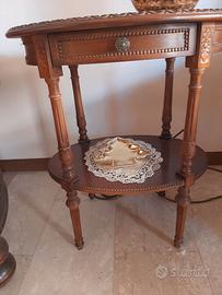 tavolino alto ovale vintage