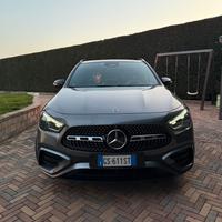 Mercedes GLA 200 Premium full optional