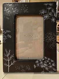 Cornice portafoto ceramica nera disegnata