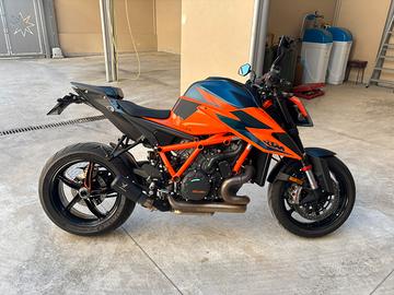 Ktm super duke 1290 r