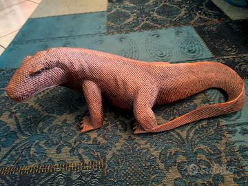 Drago e Varano in legno scolpito