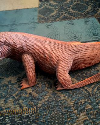 Drago e Varano in legno scolpito