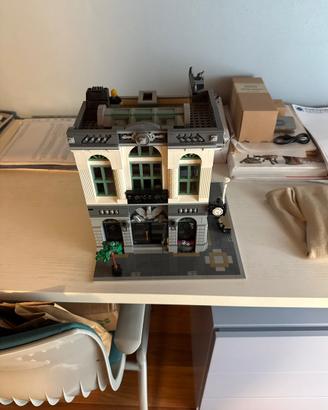 LEGO Creator Expert 10251 - La Banca (Brick Bank)