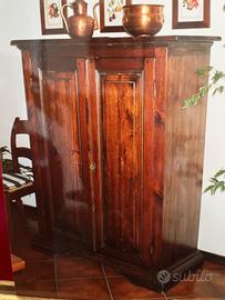 Mobile dispensa  o libreria arte povera