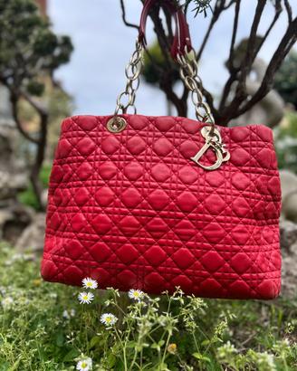 Lady Dior Large Cannage in pelle