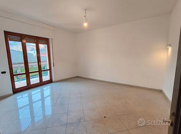 Appartamento con ampie balconate