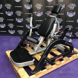 Decline  chest  press star trac