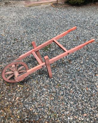 Carriola legno da giardino