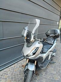 scooter Honda ADV 350