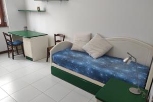 Stanza singola a studenti/studentesse