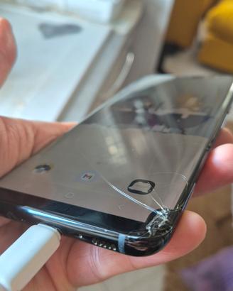 Samunsung S8+ Vetro Rotto