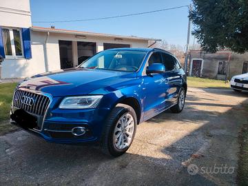 Audi Q5 quattro