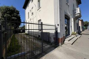 Immobile in asta di 31 m² con più di 5 locali a Ca