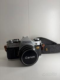 Canon AE-1 + Canon FD 50mm f/1.8 (funzionante)