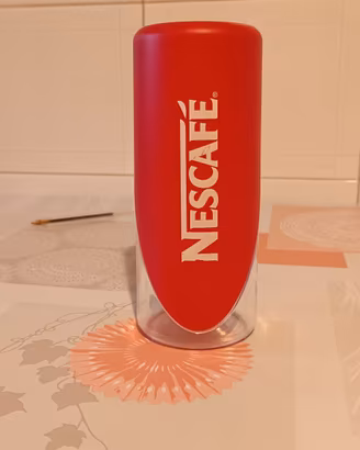 contenitore in plastica nescafe 