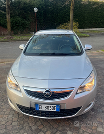 Opel Astra 65000km automatica
