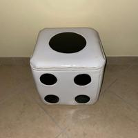 DADO POUF IN PELLE