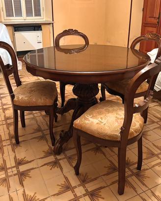 Tavolo rotondo allungabile in legno