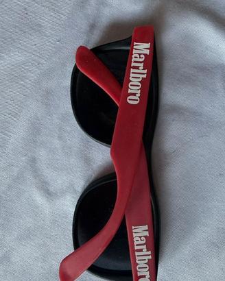 Splendido set vintage originale Marlboro Adventure