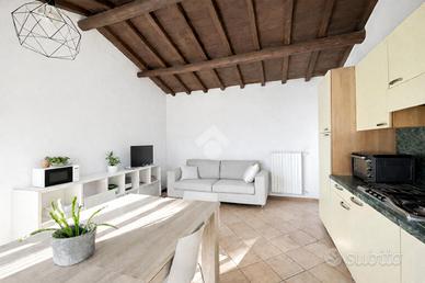 2 LOCALI A DESENZANO DEL GARDA