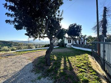 VILLA SINGOLA A BAUNEI