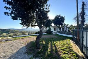 VILLA SINGOLA A BAUNEI