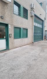 Porzione di capannone, uffici e magazzino a Spini