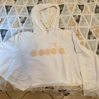 Felpa Diadora bianca con cappuccio e maxi logo
