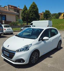 Peugeot 208 5p 1.6 bluehdi Active 75cv Ott. 2016