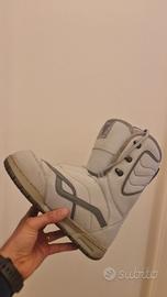 Scarponi da snowboard Vans da donna numero 39