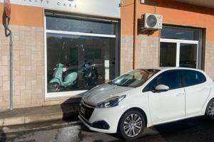 Peugeot 208 PureTech 82 5 porte Active