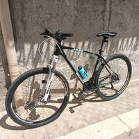 bici mountain bike 29 Bianchi  telaio  alluminio 