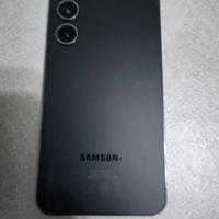 Samsung S23 256 GB con batteria nuova.