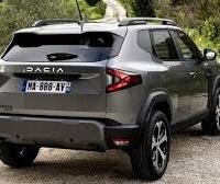 Musata completa e ricambi vari Dacia duster