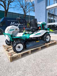 Trattorino rasaerba tagliaerba trincia erba Orec