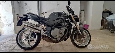 Mv augusta f4 brutale 750