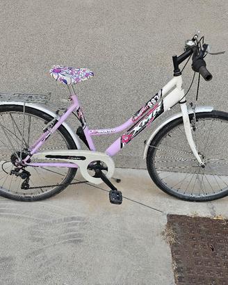Bicicletta da bambina/ragazza rosa e bianca