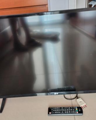 TV 32" LG 32LJ500V