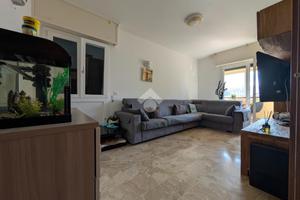 4 LOCALI A SESTRI LEVANTE