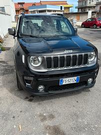 SUV Jeep Renegade Affidabile e Conveniente!