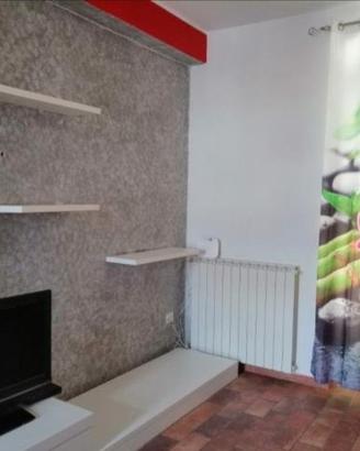 Appartamento a ribolla. Ingresso indipendente