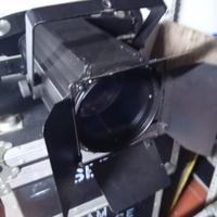  coppia faro teatrale PC led 300 watt 