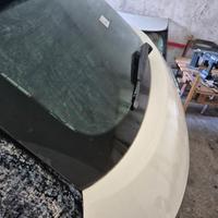 portellone posteriore audi a1 