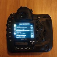 Nikon D4s
