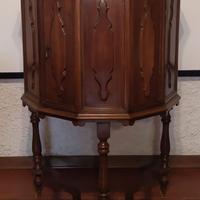 Mobile porta liquori in legno massello